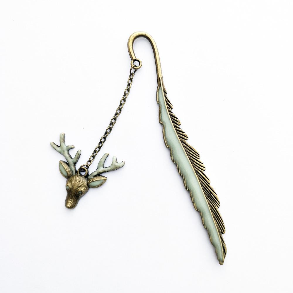 1 Pcs Creative Feather Deer Head Bat Metal Luminous Bookmarks School Kawaii Stationery Gift Escolar Label Supplies