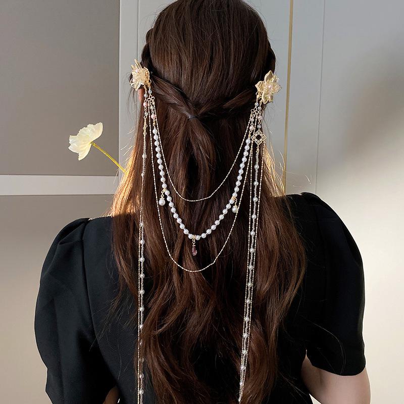 2023 Red Flocked Flower Tassel Hair Clip: High-End, Sweet & Versatile Women's Headdress Accessory