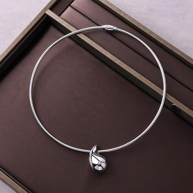 

Высококачественное магнитное ожерелье в форме капли — модный, универсальный, холодный металлический дизайн золотой