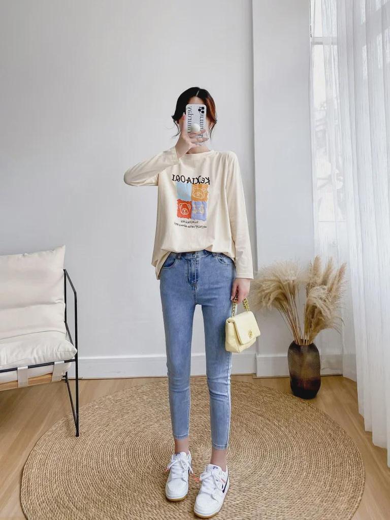 Maternity Nursing Long-Sleeve T-Shirt with Side Opening for Postpartum Breastfeeding - Casual Autumn Wear