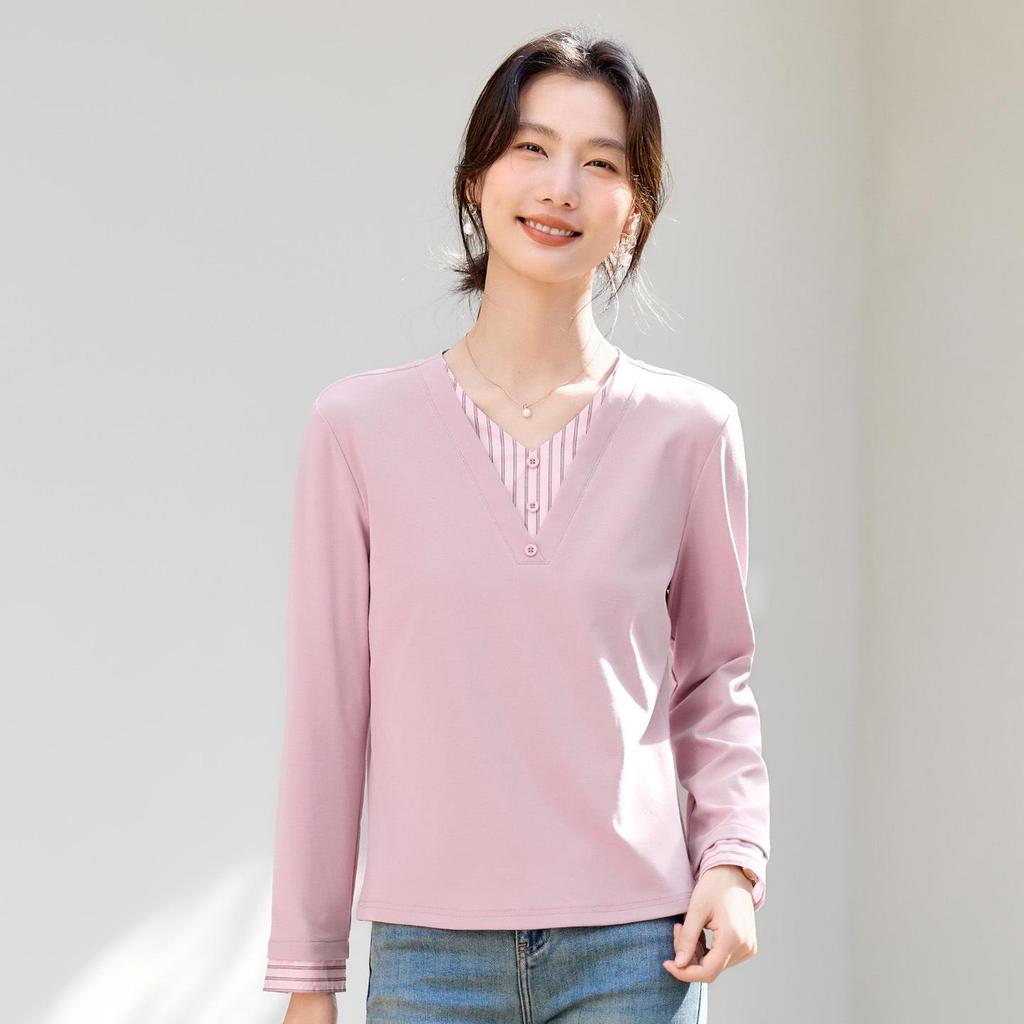 Women's V-Neck Layered Long-Sleeve T-Shirt: New 2026 Spring Style, Regular Fit, Fashionable Base Layer.