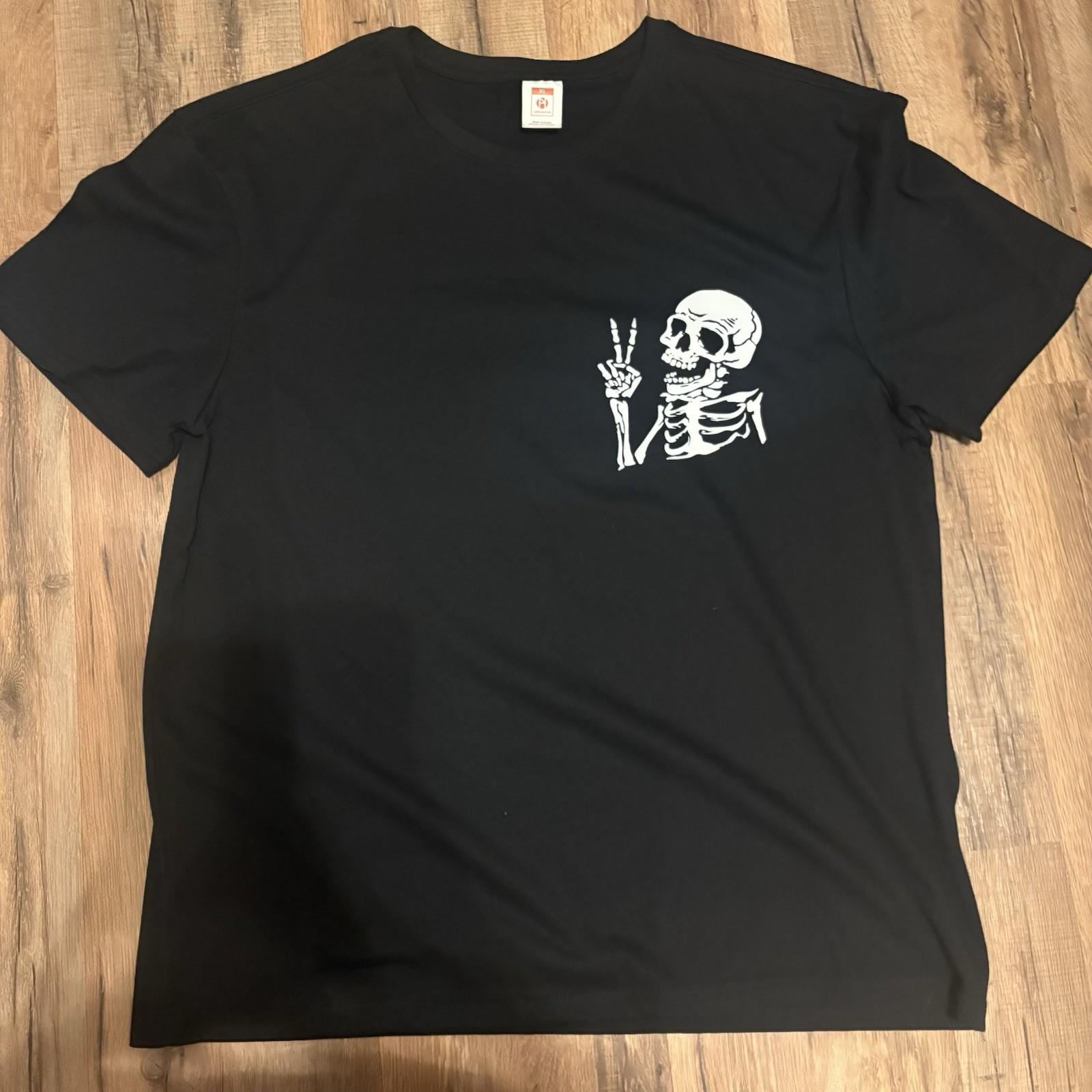 Women s Graphic T Shirt Skeleton Peace Sign Size XL S разноцветный