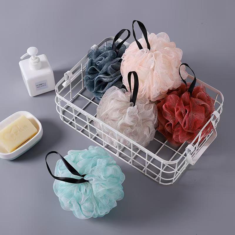 Gradient Two-Color Bath Ball: Large, Durable, Non-Dispersing Back Scrubber for Colorful Bubble Baths