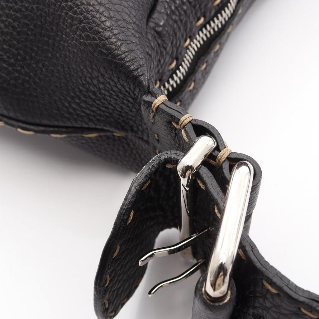 Used FENDI Selleria Shoulder Bag leather Black Used Women