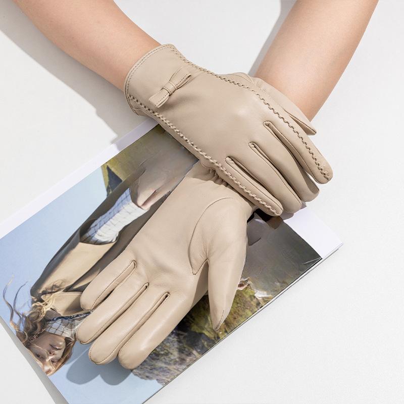 

Кожаные перчатки женские с бантом Овчина с флисом Ветрозащитные и теплые Велосипедные перчатки для осени и зимы . L size/.