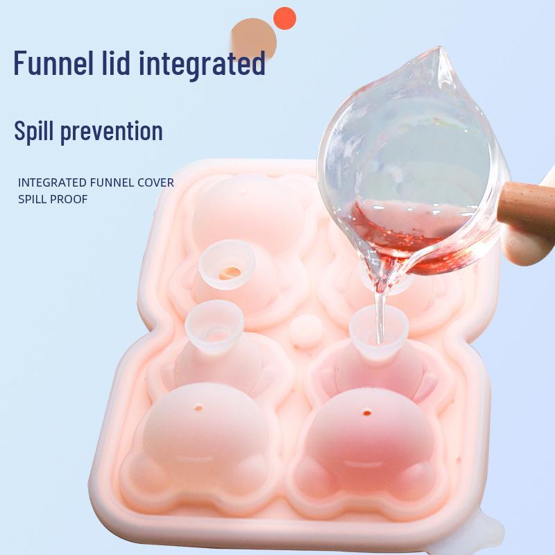 4-Cavity Little Bear Silicone Ice Cube Tray - Easy Release for Beverages & Tea