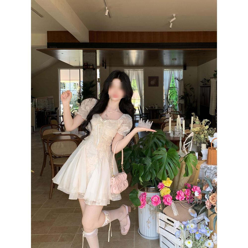 White moonlight temperament, cut flowers, fluffy, casual, high-end charm, mesh patchwork dress, princess dress