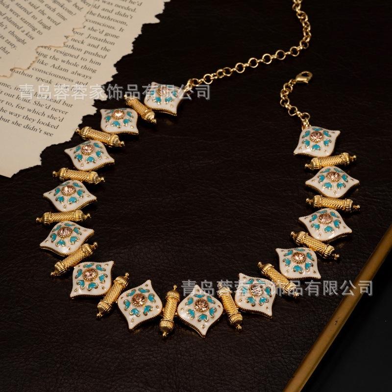 

Vintage Palace Style Drop Glazed Luxury Necklace Heavy Industry Temperament Old Money Light Earrings Antique Jewelry By Weight