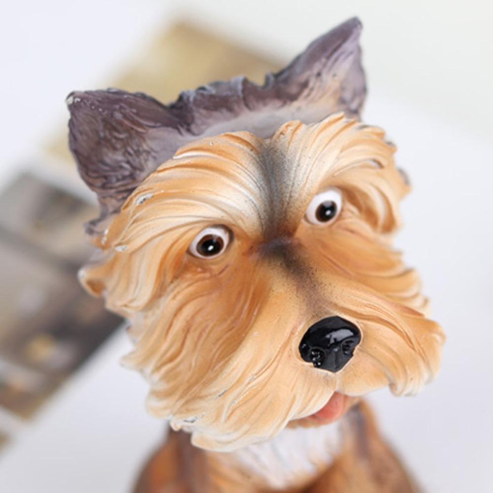 Yellow Resin Animal Statues Animal Shaped Design Eyeglasses Display Stand For Eyeglasses Storage