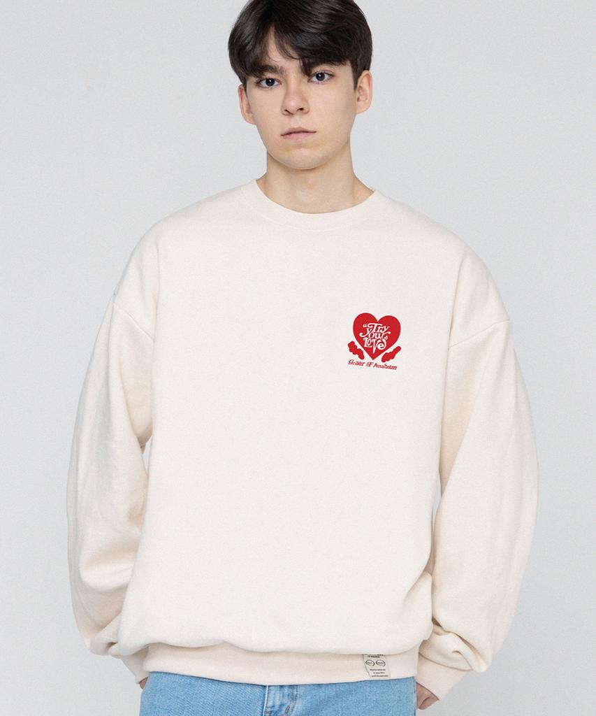GRAVER [Unisex] Tyl Heart Logo Sweatshirt_Cream