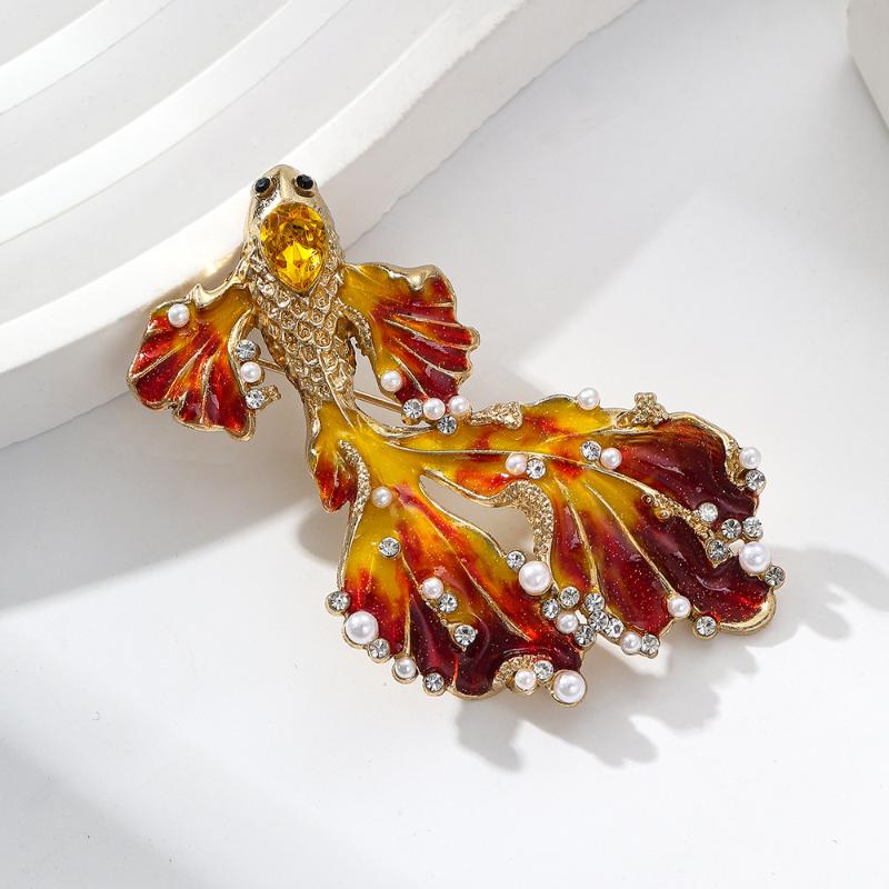 Light Luxury Long-Tail Goldfish Brooch Enamel Sea Animal Fish Brooch For Women Clothes Backpack Pins Gifts