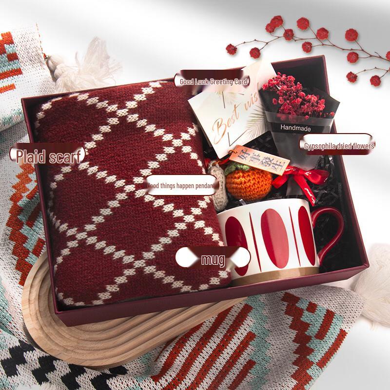 Festive Scarf & Mug Gift Set