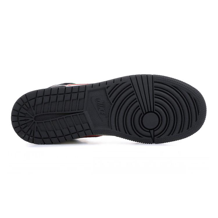 Jordan 1 Retro Vysoké Sports Illustrated Zrodila se hvězda GS 575441-015