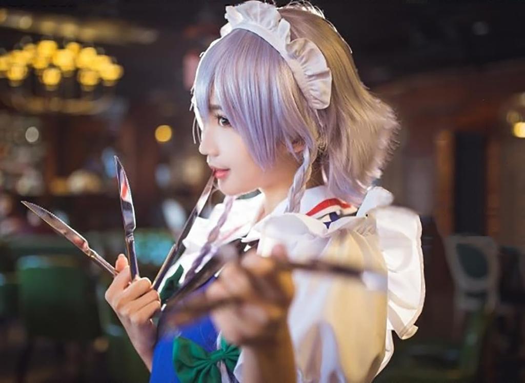 [Milky Time] Sakuya Izayoi Cosplay Wig (Large) from Touhou Koumakyou (Touhou Sakumakyo) - Anime Costume with Watch, Halloween Item