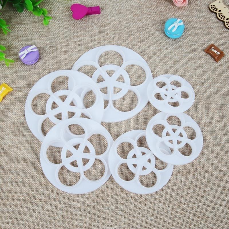 6Pcs Xmas Fondant Cake Cookie Sugarcraft Decorating Plunger Cutters Mould Set