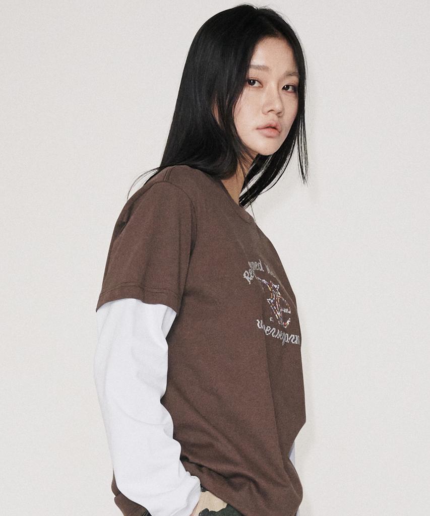 UNIVERSE GARMENT Layered Graphic Long Sleeve T-Shirt_Brown
