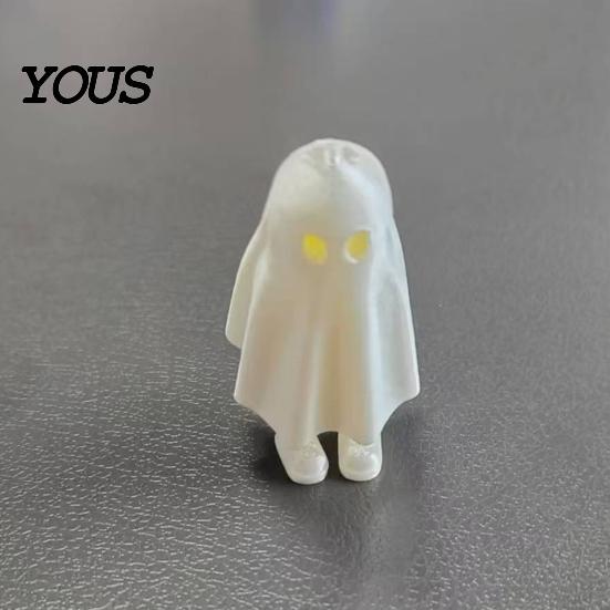 Spooky Ghost Ornament 3D Printed Halloween Figurine, Statue, Movable Joints Matte White Figure Fidget Toy, Desktop Decoration for Home Office,