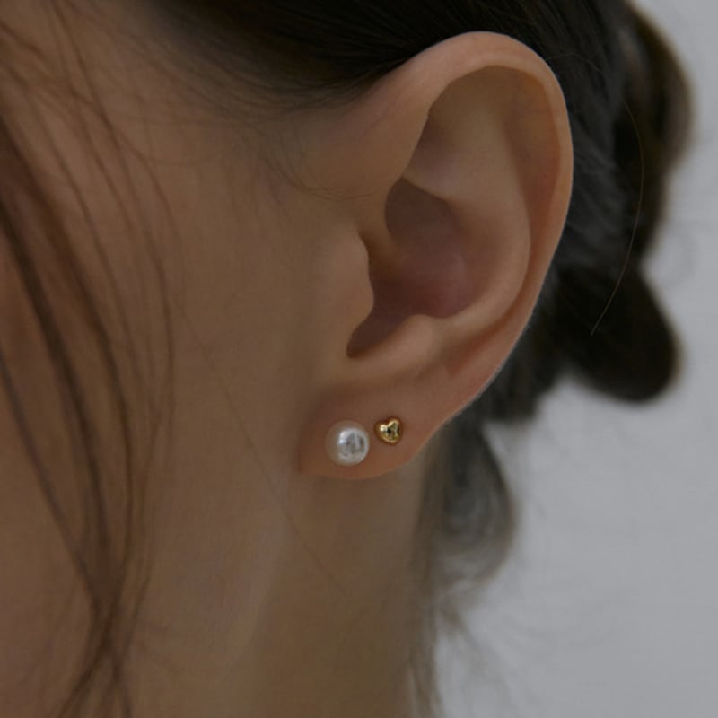 MIAF 14K Mini Heart Piercing