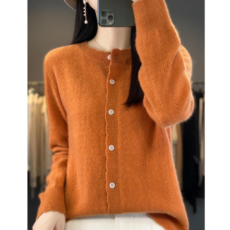 New Round Neck Hollow Wool Cardigan for Autumn and Winter for Women, Loose and Fashionable Cashmere Sweater Soft and Glutinous Skin-friendly Top