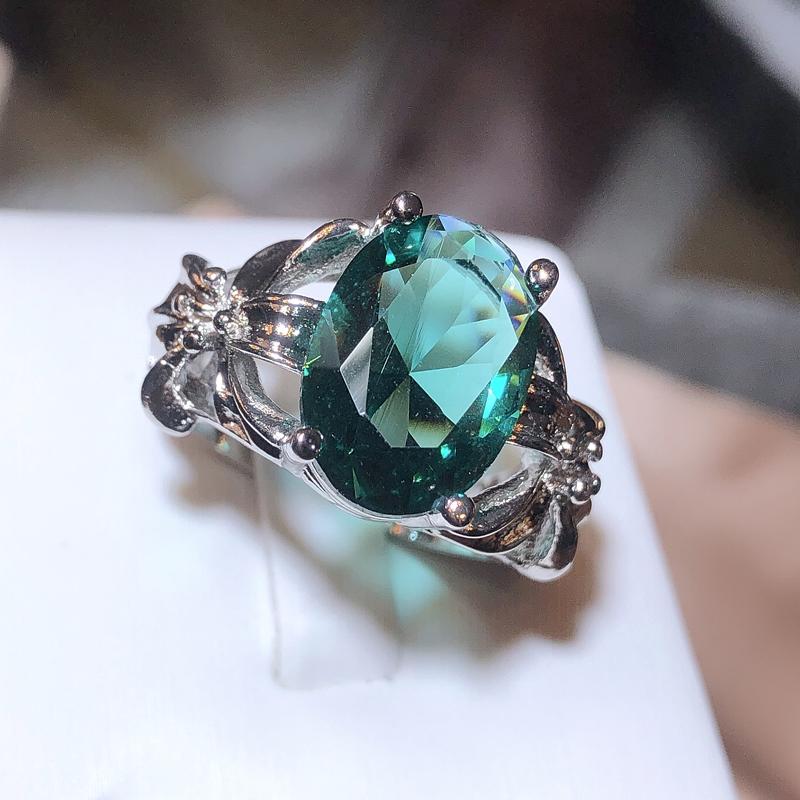 

New Hollow Emerald Zirconia Ring Goose Egg-shaped 925 Stamp Party Birthday Jewelry Wholesale Ladies 6 зелёный