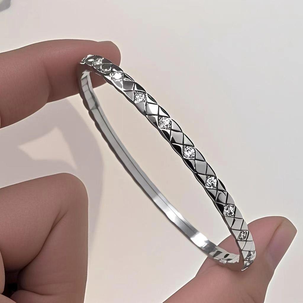 Diamond Pattern Narrow Version Cool Style Fashion Bracelet