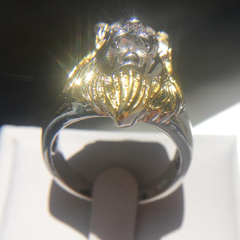 European and N Domineering Gold Lion Head Ring Cast Animal Titanium Steel Ring
