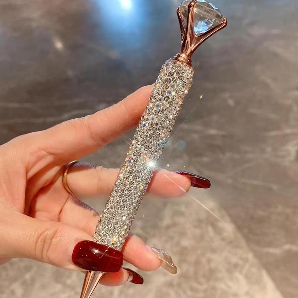 Diamond-Studded Large Crystal Ballpoint Fountain Pen: Elegant Signature Pen, Ideal for Office or Student Gifts