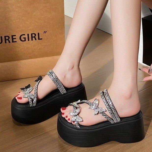 Kleine Schleifen-Slipper Damen Sommerbekleidung Mode 2025 neu vielseitige Muffin dicke Sohle erhöhend coole Slipper