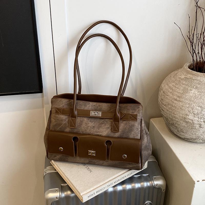 Niche Fashion 2025 Early Autumn Versatile Large Capacity Texture Tote Bag