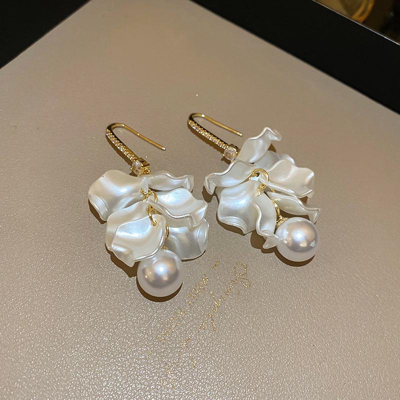 Silver Needle Zircon Pearl Tassel Earrings - Elegant Retro Design for Women