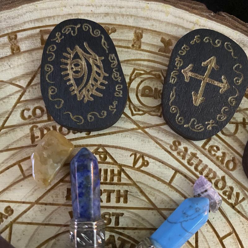 Wood Runes Stone Set Witches Rune Set 14 Pcs Engraved Rune Symbol For Divination