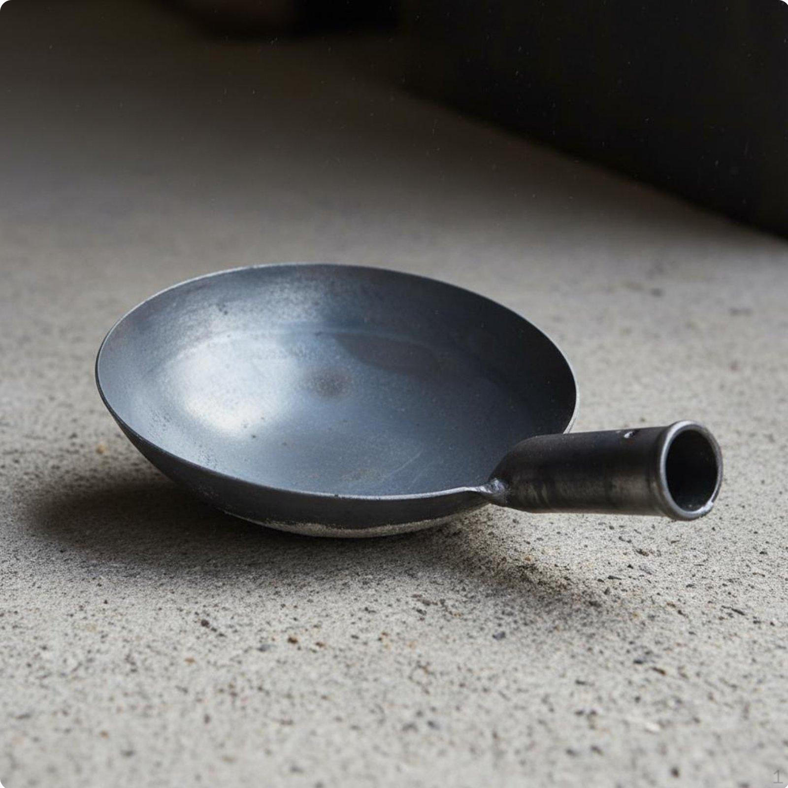 Cast Iron Ladle Head OnePiece Construction Heavy Duty Replacement Thickened Material