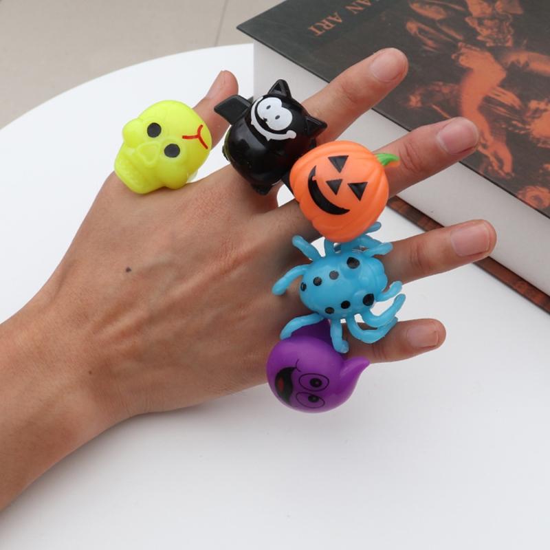 Luminous Prom Party Finger Lights Pumpkin Skull Glowing Ring Novelty Trick Or Treat Halloween Decor Flashing Toys
