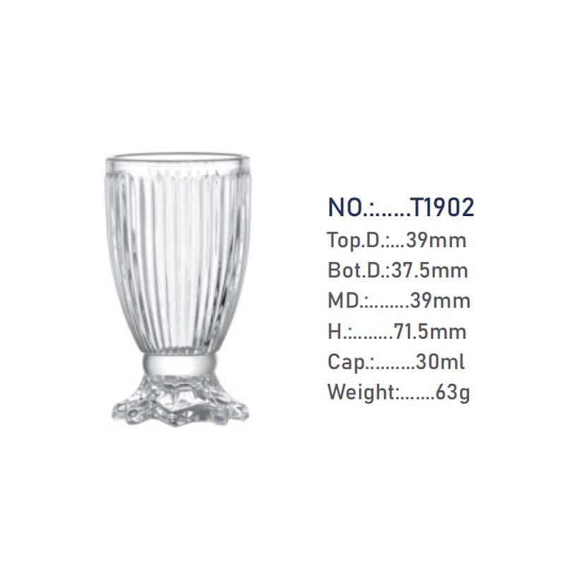 Lead-Free Embossed Mermaid Glass Cup with Fish Scale and Pineapple Design for Beer, Juice, or Water
