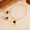 Fashion Style Metal Round Pleated Pendant Collar, Light Luxury Resin Gemstone Choker Necklace.