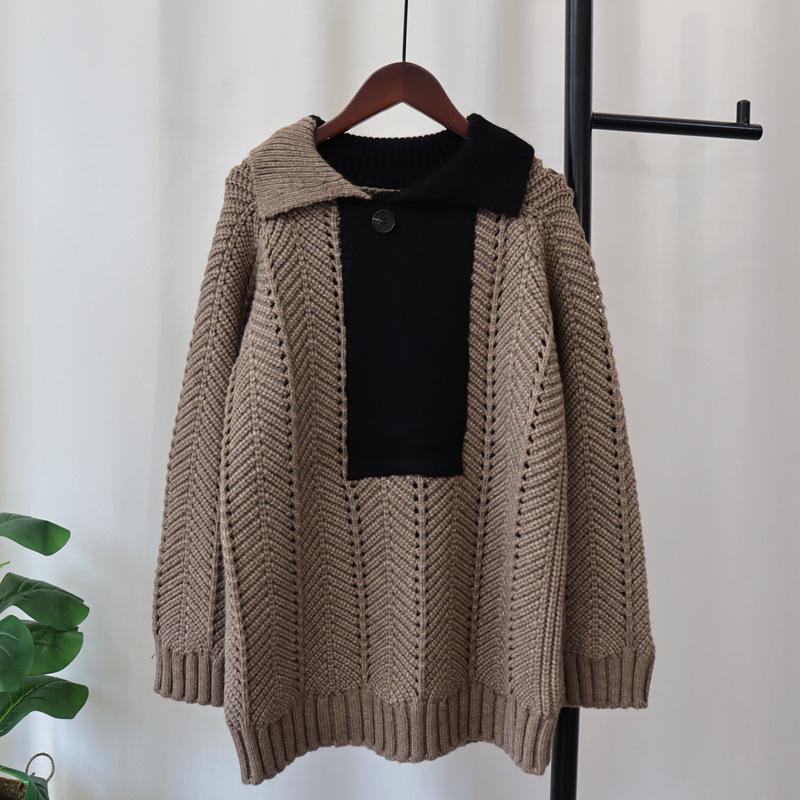 

Осень и зима новый дизайн чувство контрастного цвета лацкан свитер пуловер ленивый ветер свободный вязаный свитер топ женский one size fits all хаки