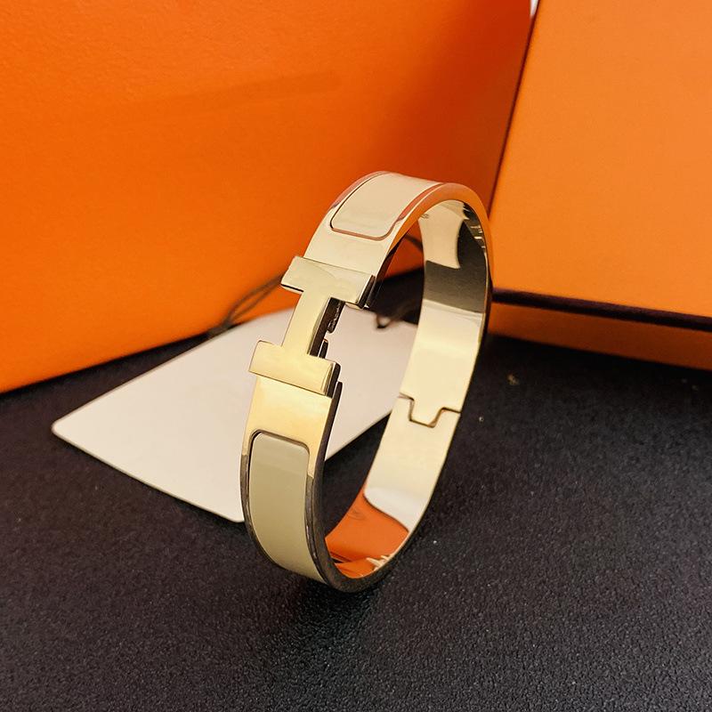 

Классический модный тренд браслет браслет с буквой женский браслет из розового золота с пряжкой-картой 2025 19CM