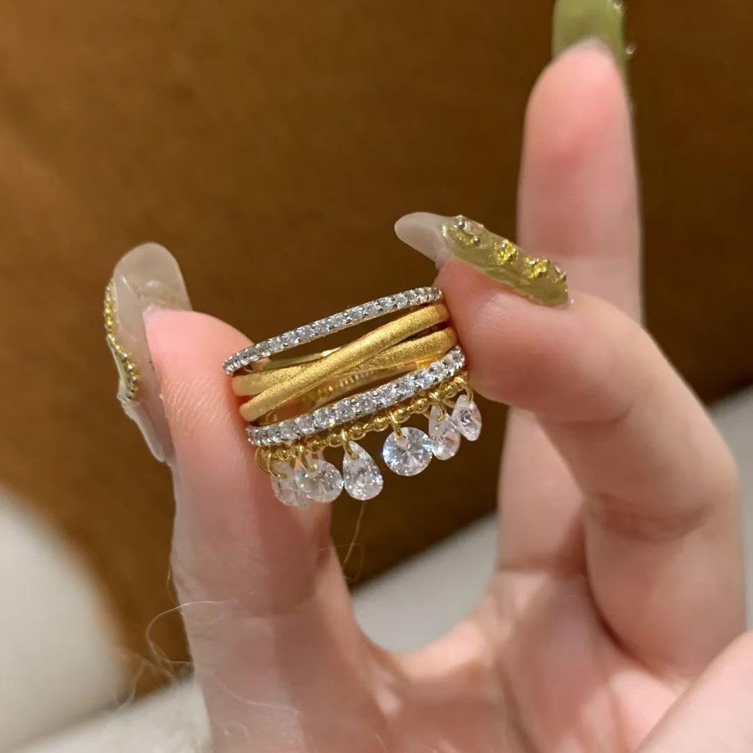2026 Retro Bead Curtain Star Curtain Three-arm Smart Ring Luxury Inlaid with Diamond Brushed Process Light Luxury Tassel Design Resizable