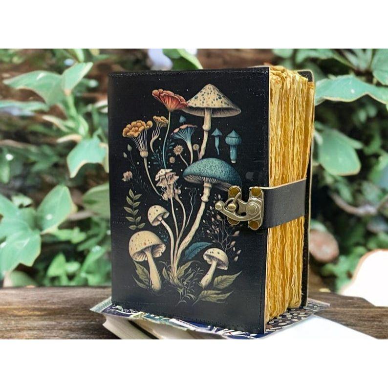 

Mushroom Leather Journal: Handmade Spell Book, Grimoire, Sketchbook 7 x 5 inch