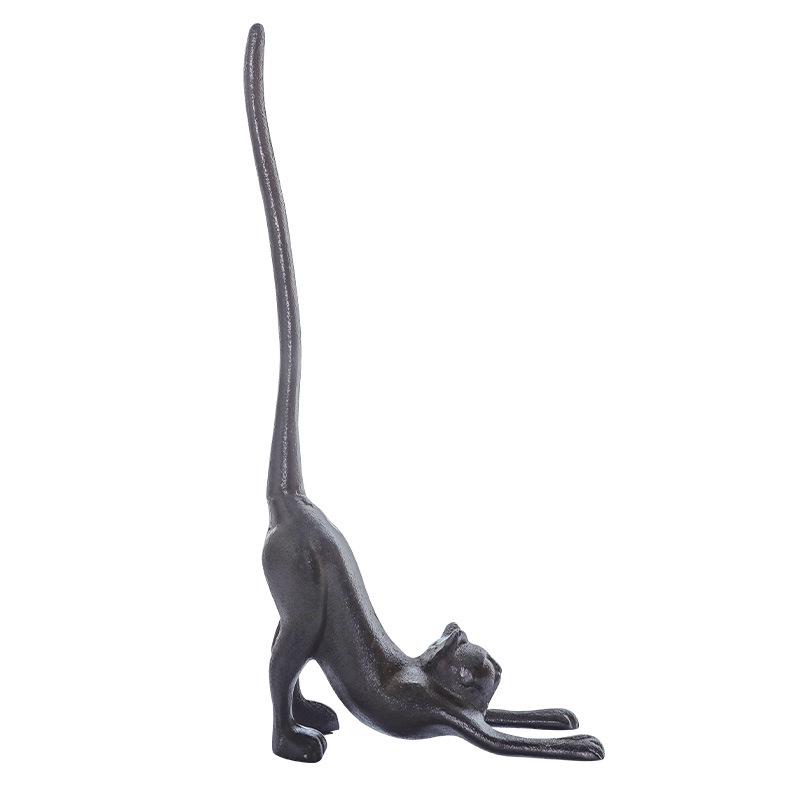 Nordic Cast Iron Cat Paper Towel Holder for Kitchen or Picnic