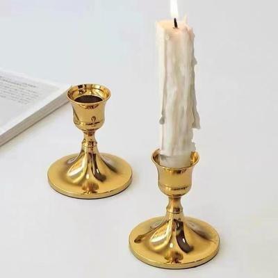 Nordische Franse Retro Messing Gouden Kandelaar met Romantisch Kristallen Bol Ornament