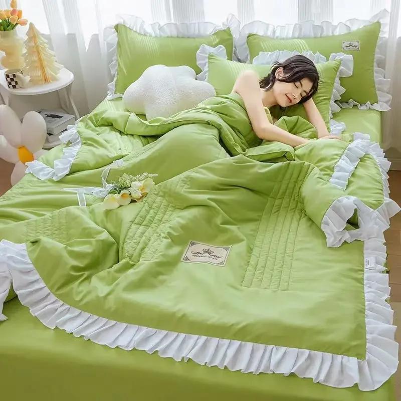 

Bedding Summer Quilted Blanket Thin Comforter Bedspread for Double Bed Air Condition Quilt for Student Car Kids Adult Bed Cover 150x200CM 1PC светло-зеленый