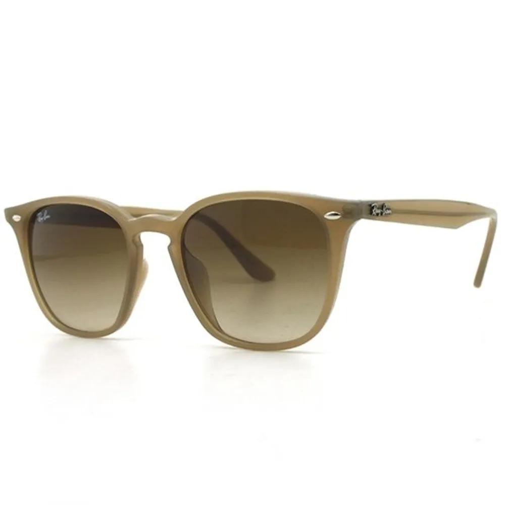 Ray-Ban RB4258F 6166/13 (52) Opal Beige Sunglasses