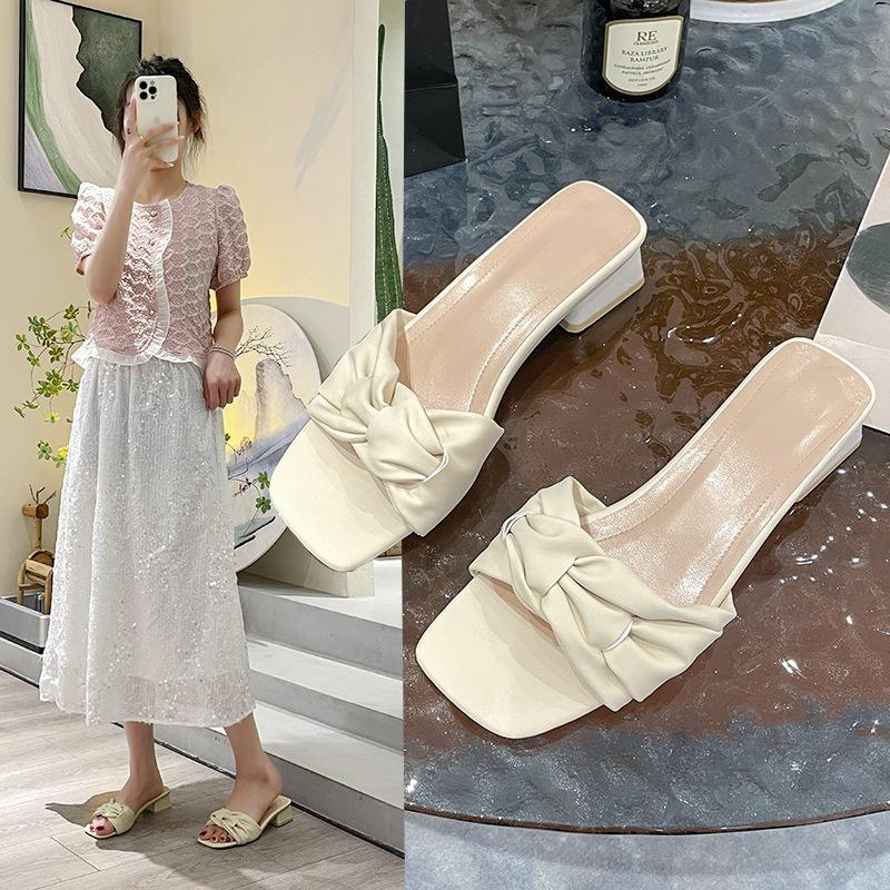 Thick heel square head pleated cool slippers women's summer new one-character slippers