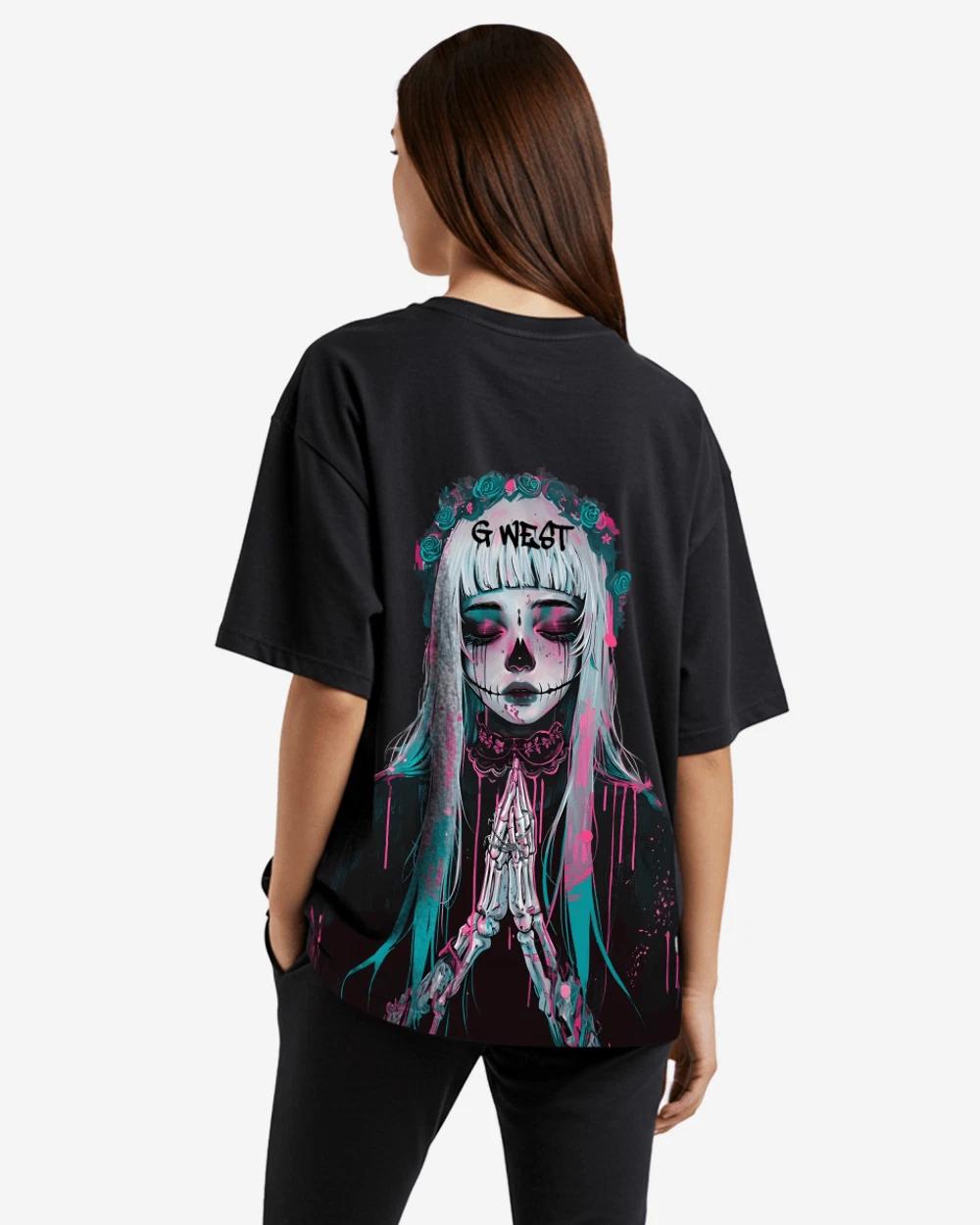 G West Oversized Praying Girl T Shirt - WOMEN M