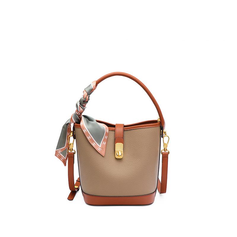 

Commuter Bucket Bag for Women, Simple, Elegant and High-end, Fashionable and Casual, Versatile, Single-shoulder Crossbody Bag