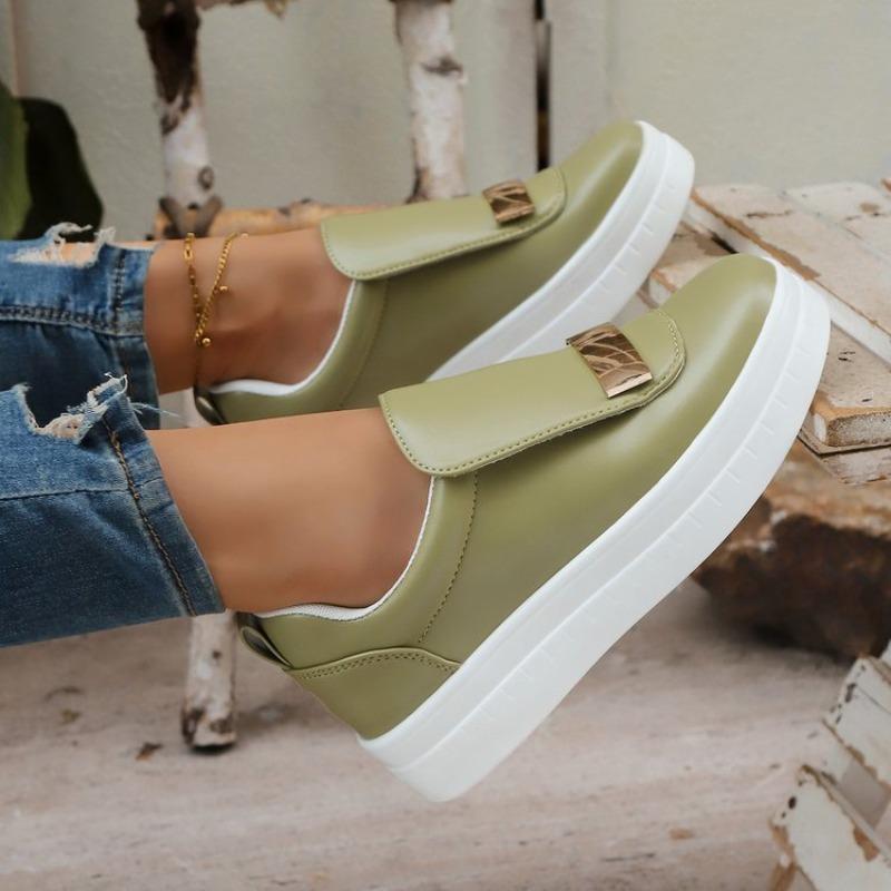 New Autumn European American Style Women's Thick Soled Solid Color Metal Flat Casual Shoes