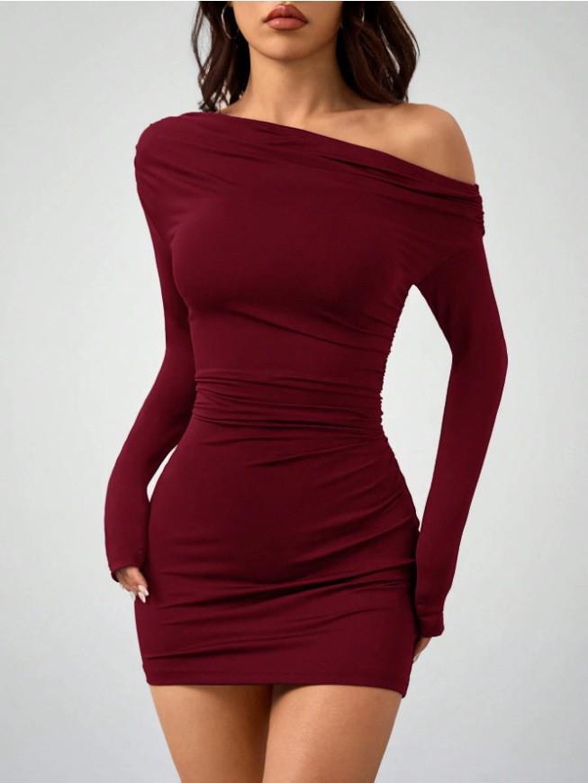 2026 Spring/Summer One-Shoulder Ruched Bodycon Dress - Women’s Long Sleeve, Sexy Slim Fit, Short European American Style