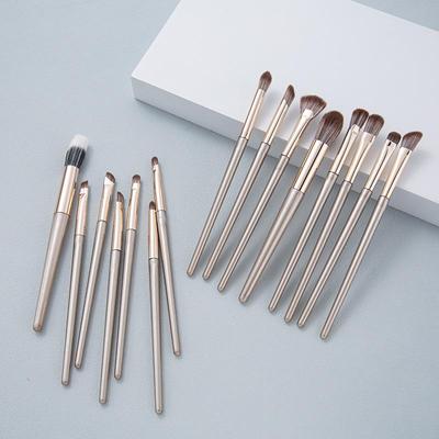 Set di Pennelli per Trucco Occhi Cangzhou da 15 Pezzi Placcato Oro: Illuminante, Ombretto, Fard, Eyeliner e Strumenti di Bellezza