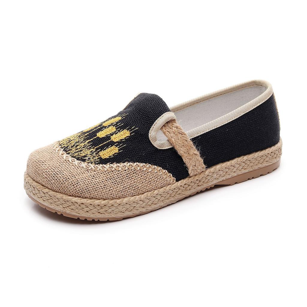 Processing custom new women's cloth shoes old Beijing embroidered linen cloth shoes women's shallow mouth retro fashion single shoes Hanfu